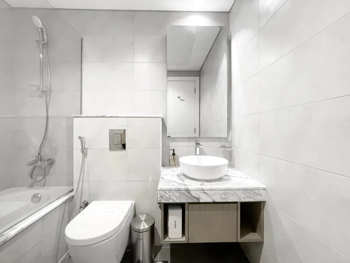 2 Bedroom In Aykon Tower Sheikh Zayed Road Дубай ОАЭ